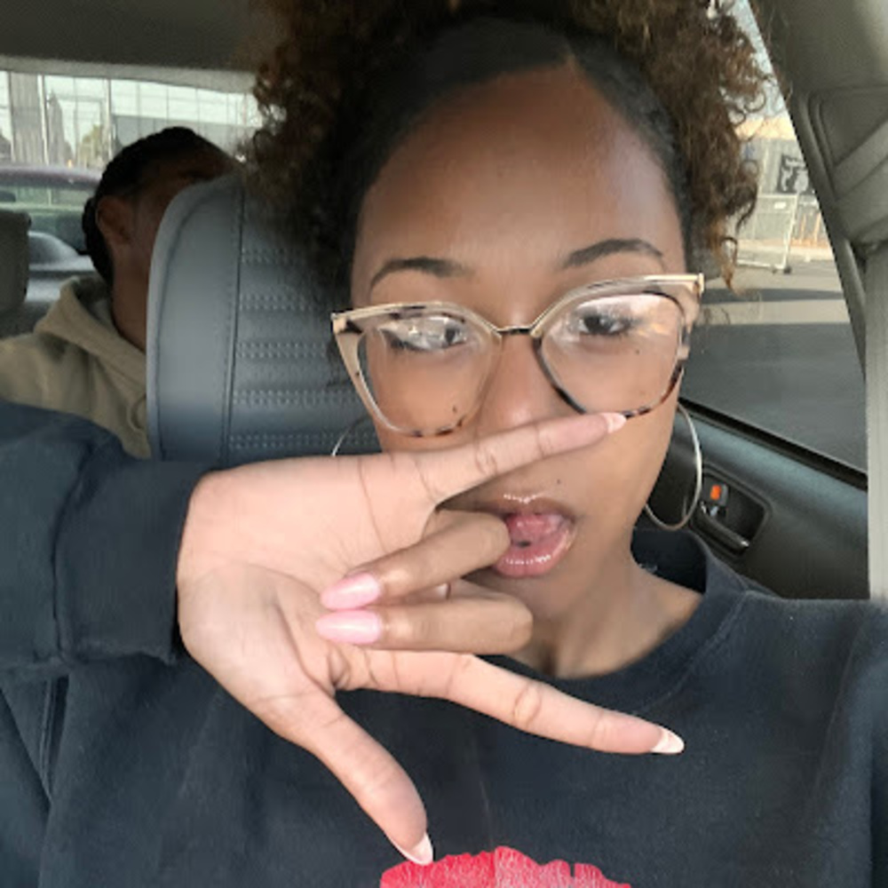 Meet your Posher, Mckenna